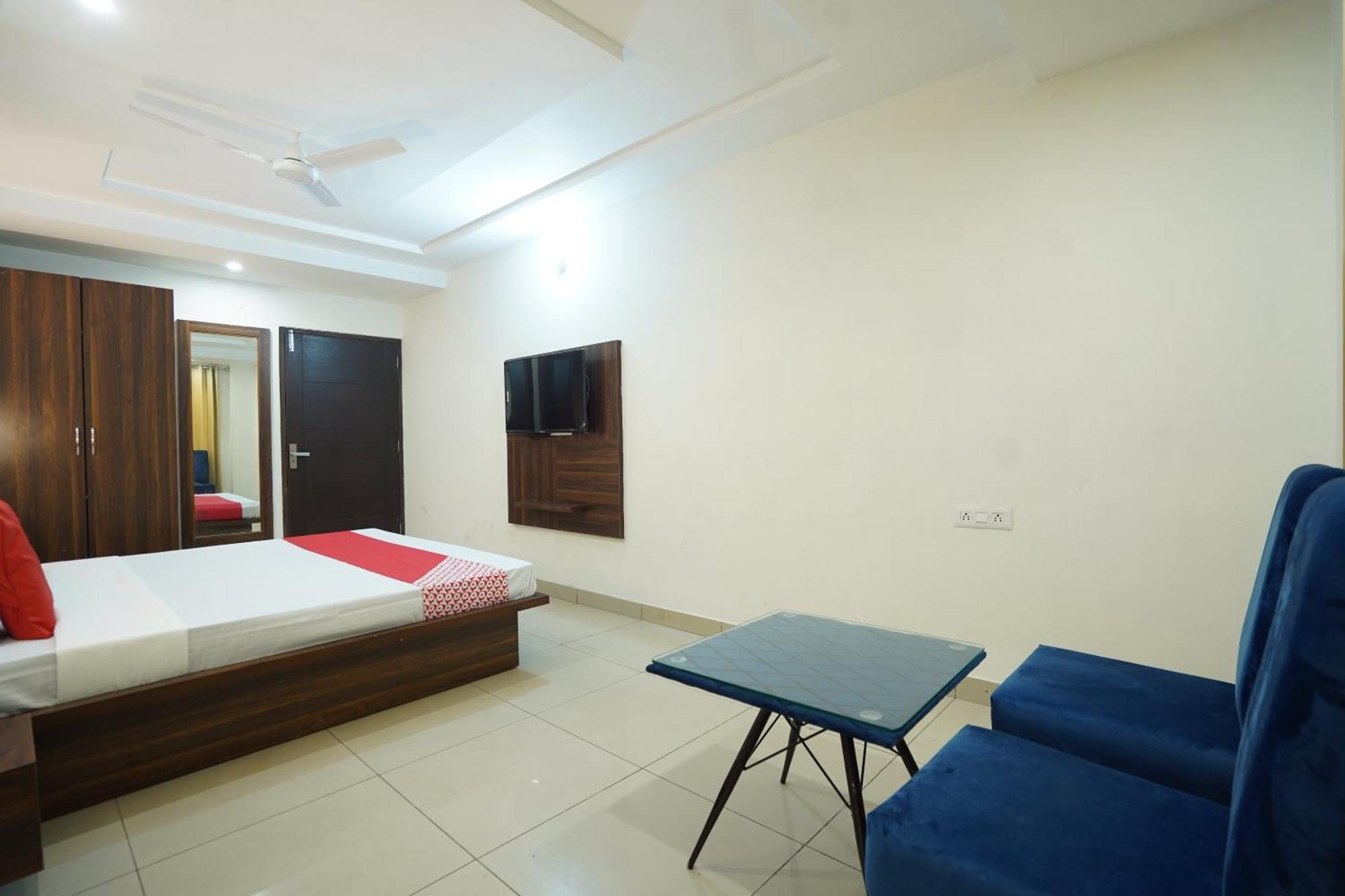 Hotel O Grey Orchid Ludhiana Exteriör bild