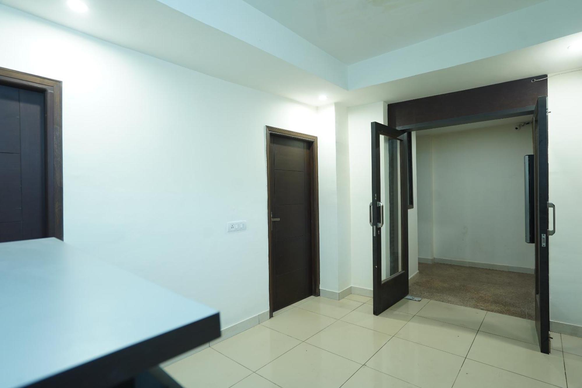 Hotel O Grey Orchid Ludhiana Exteriör bild