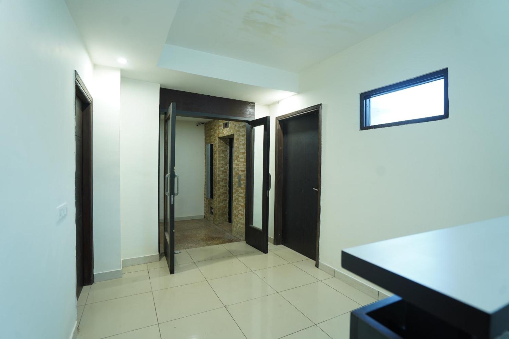 Hotel O Grey Orchid Ludhiana Exteriör bild